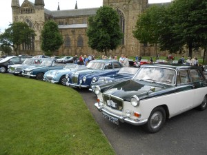 Mix of Cars at Palace Green